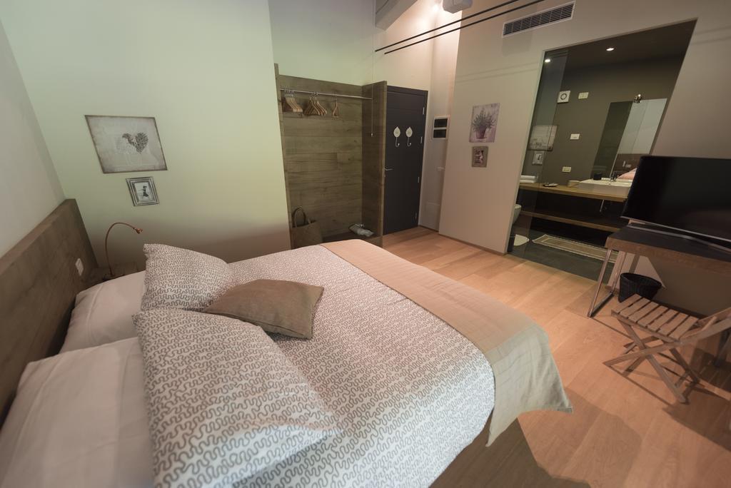 Agriturismo Locanda Del Pesco Collebeato Oda fotoğraf