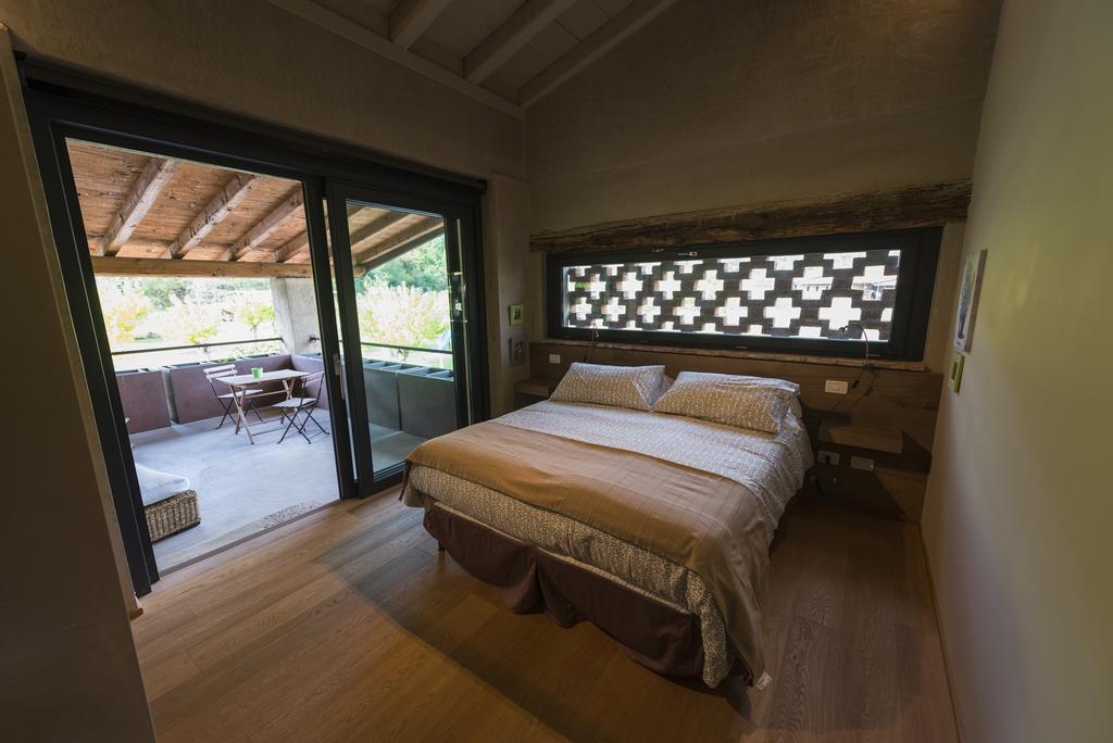 Agriturismo Locanda Del Pesco Collebeato Oda fotoğraf